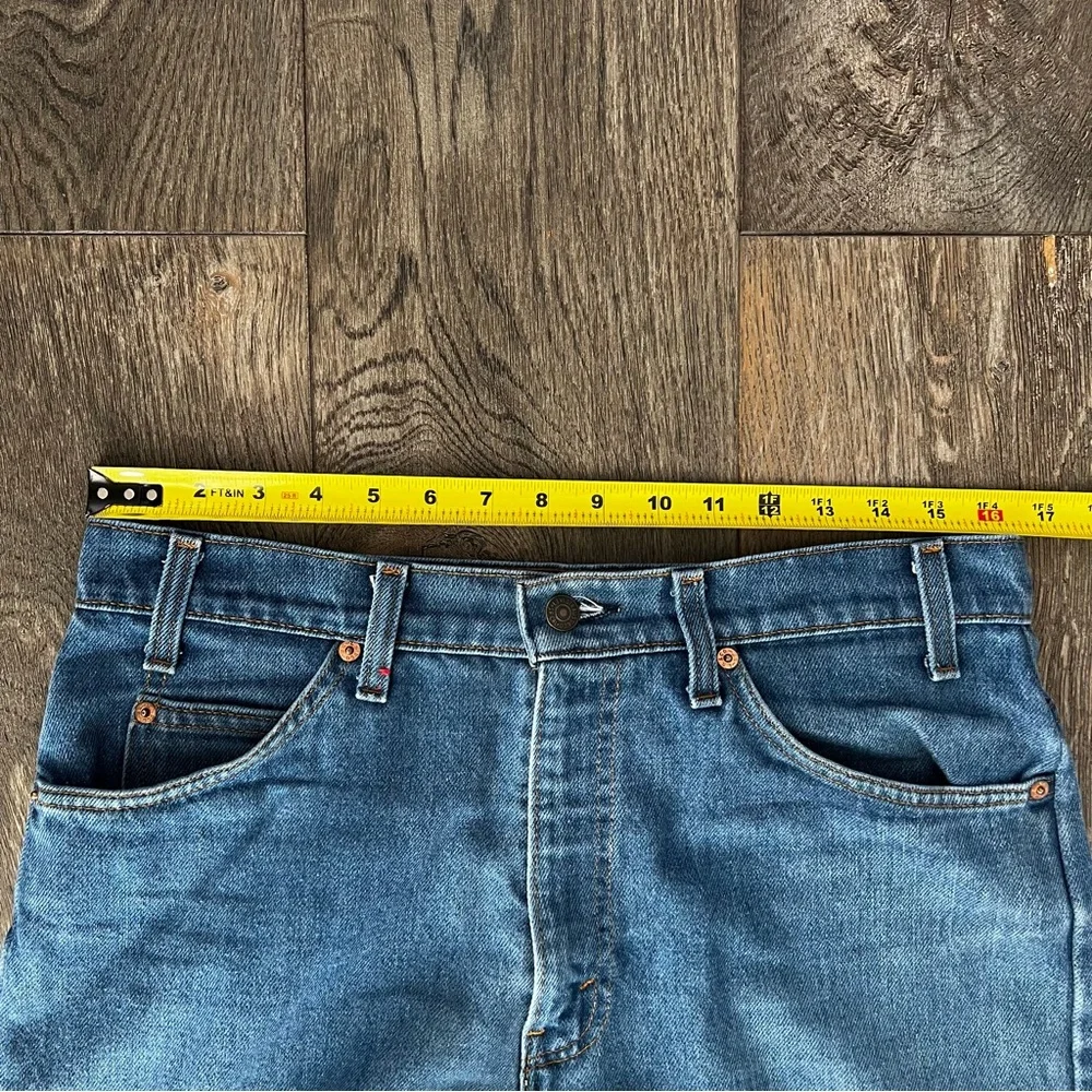 Vintage 80s LEVI’S Orange Tab 20508 0914 Cuffed Denim Jean Shorts 33”